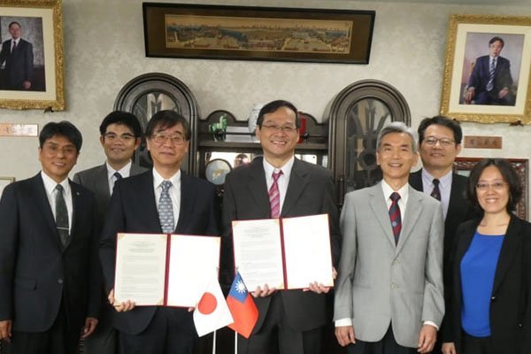 【理學院】Exchange agreement signed with NCHU